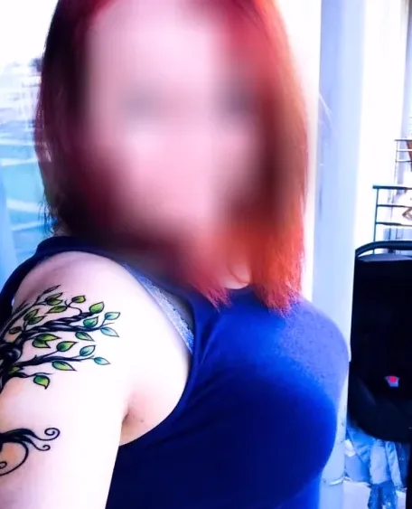 Astrid, 38