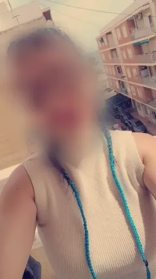 Aya, 32