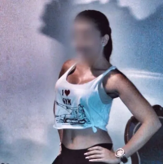 Thea, 40